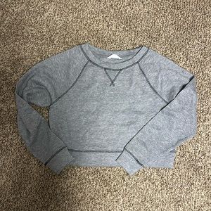 Women’s medium grey cropped sweatshirt